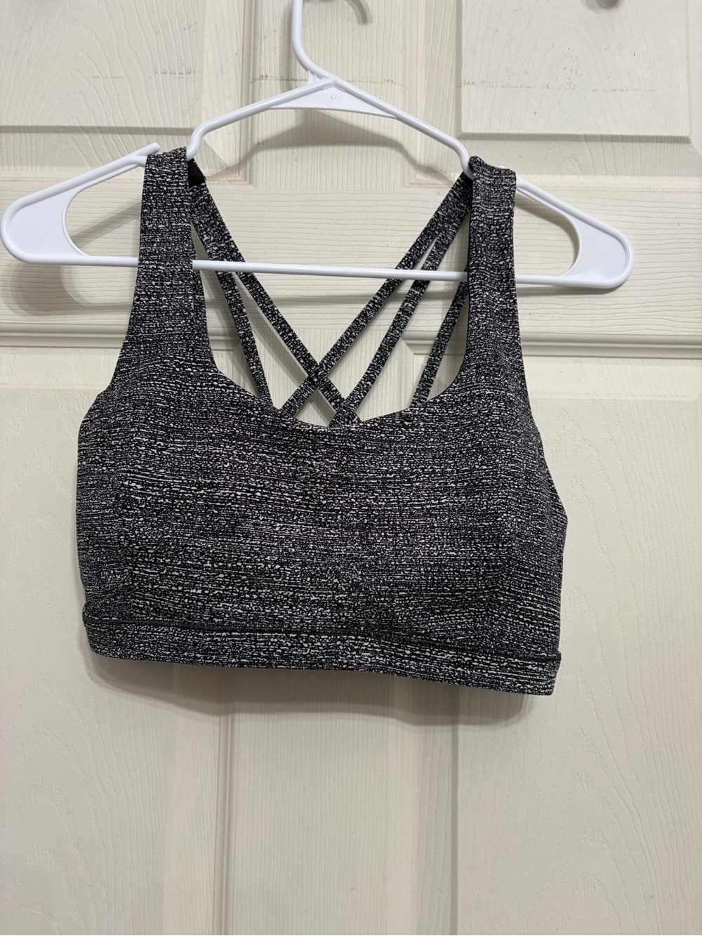 Lululemon Strappy Black & White Marled Sports Bra size 6
